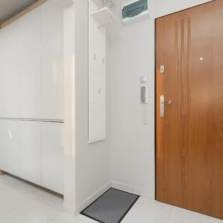 Stylish With Balcony Zoliborz By Renters