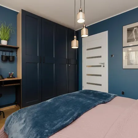 Stylish With Balcony Zoliborz By Renters Lägenhet