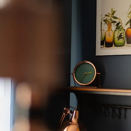 Stylish With Balcony Zoliborz By Renters